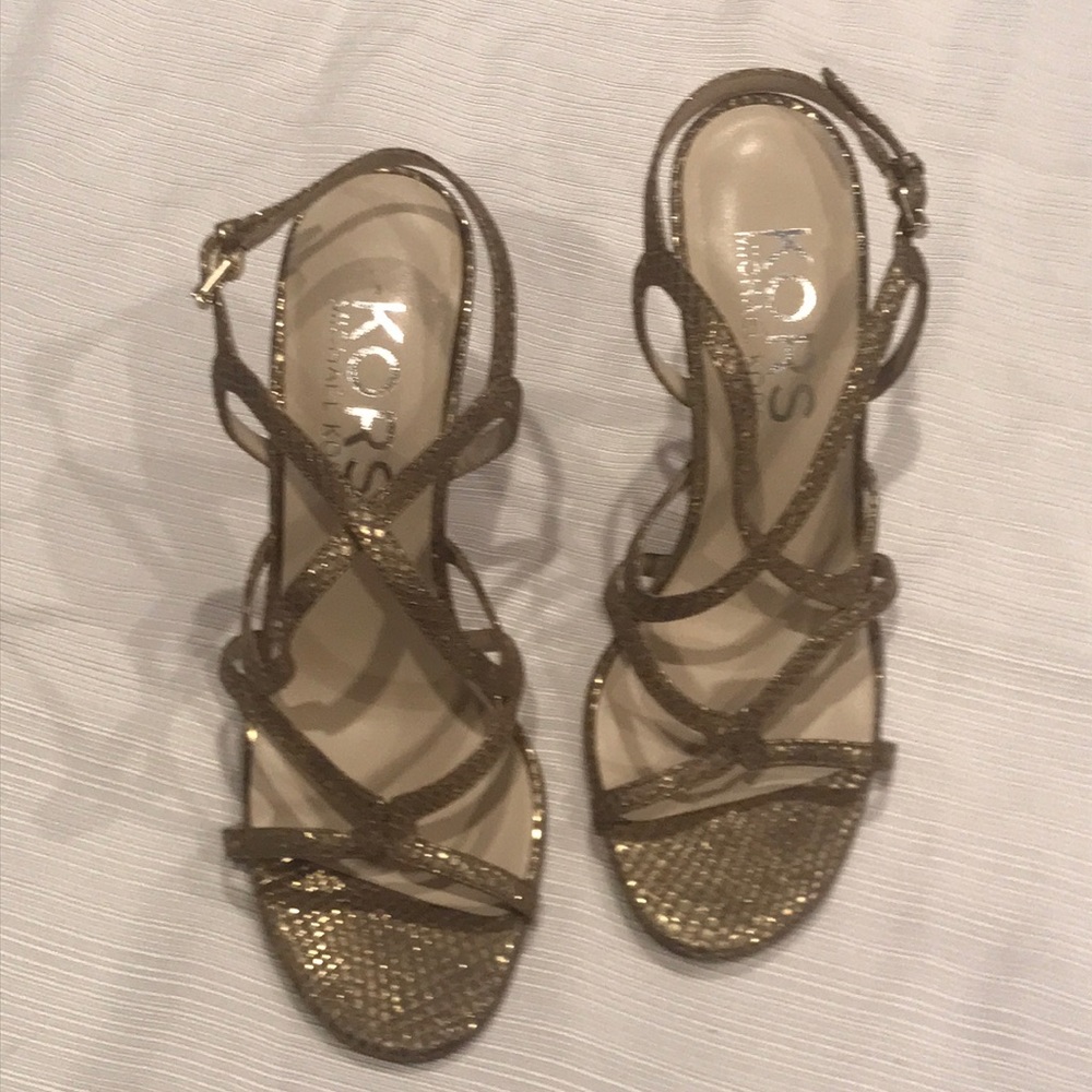 Brand new Michael Kors Strappy sandal